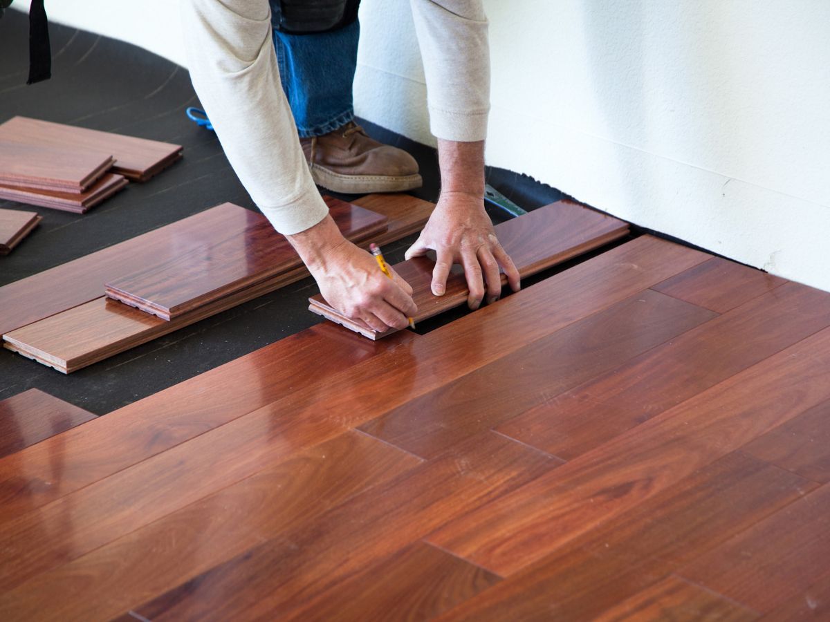 Hardwood/ Laminate Flooring Installation or Repair