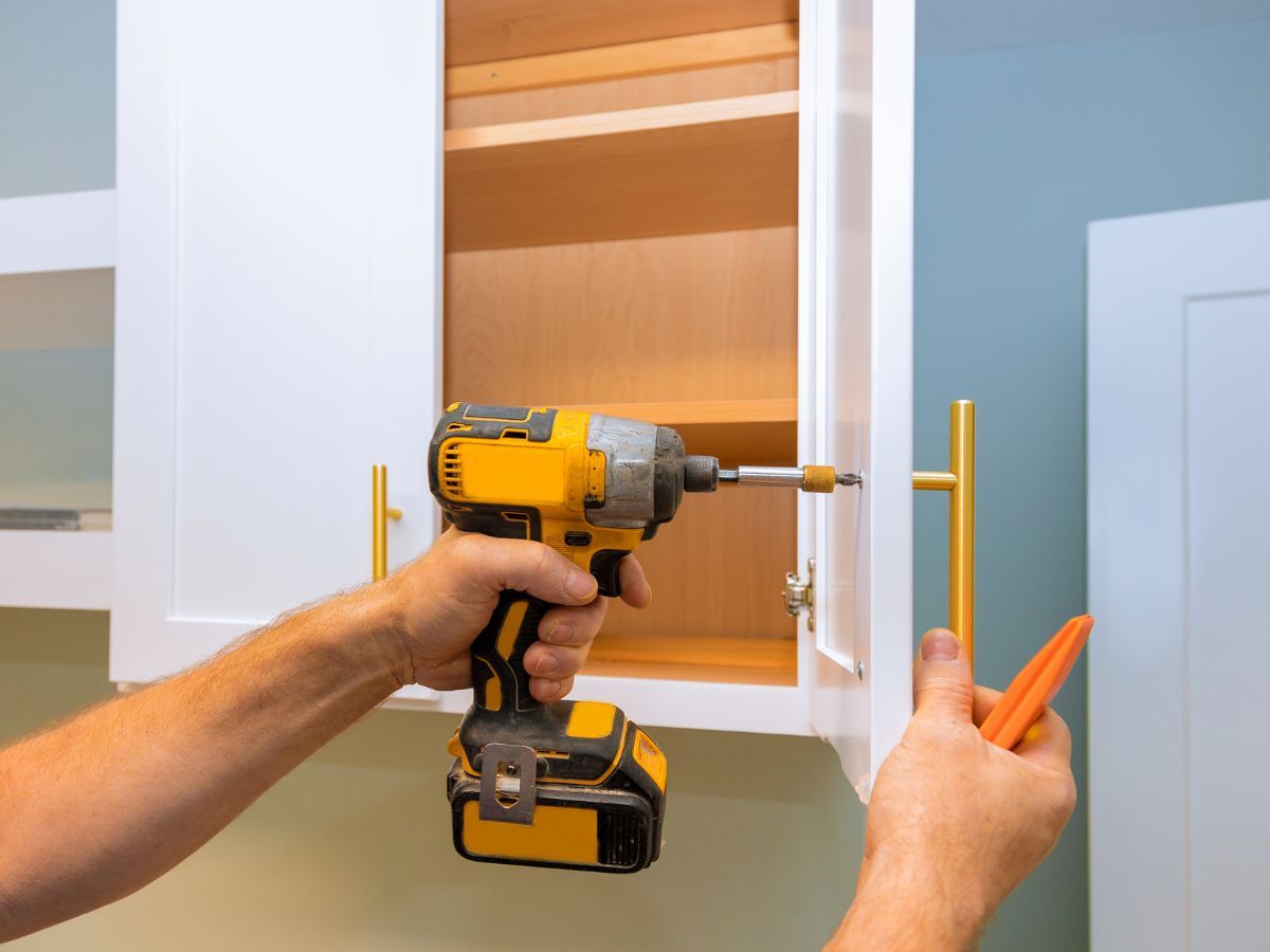 Kitchen Cabinet Installation and Repair 