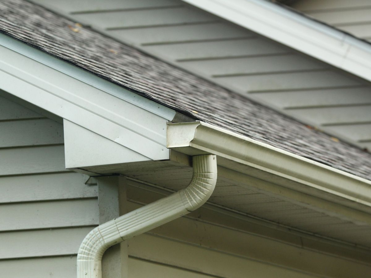 Soffit and Fascia Installation, Repair or Replacement
